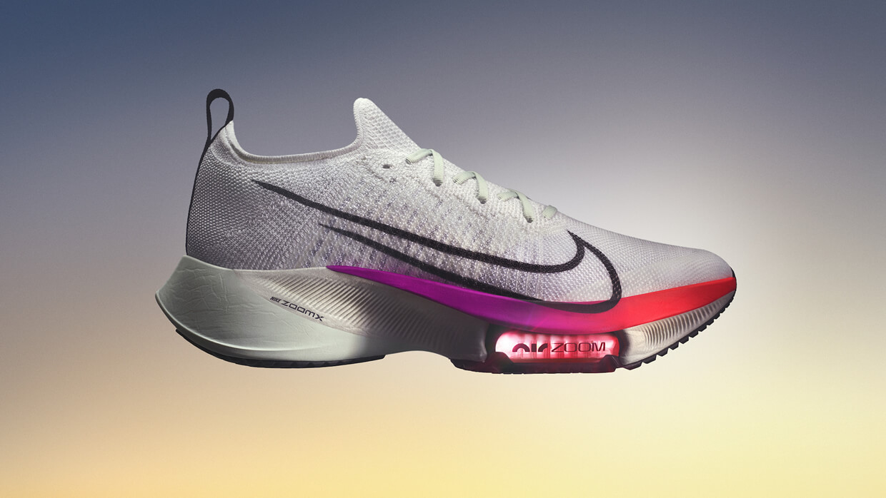 疾速系列 Nike Air Zoom Tempo NEXT% 女款跑鞋